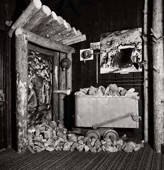 Wilson Cattle Company wall decor by Gildemeister